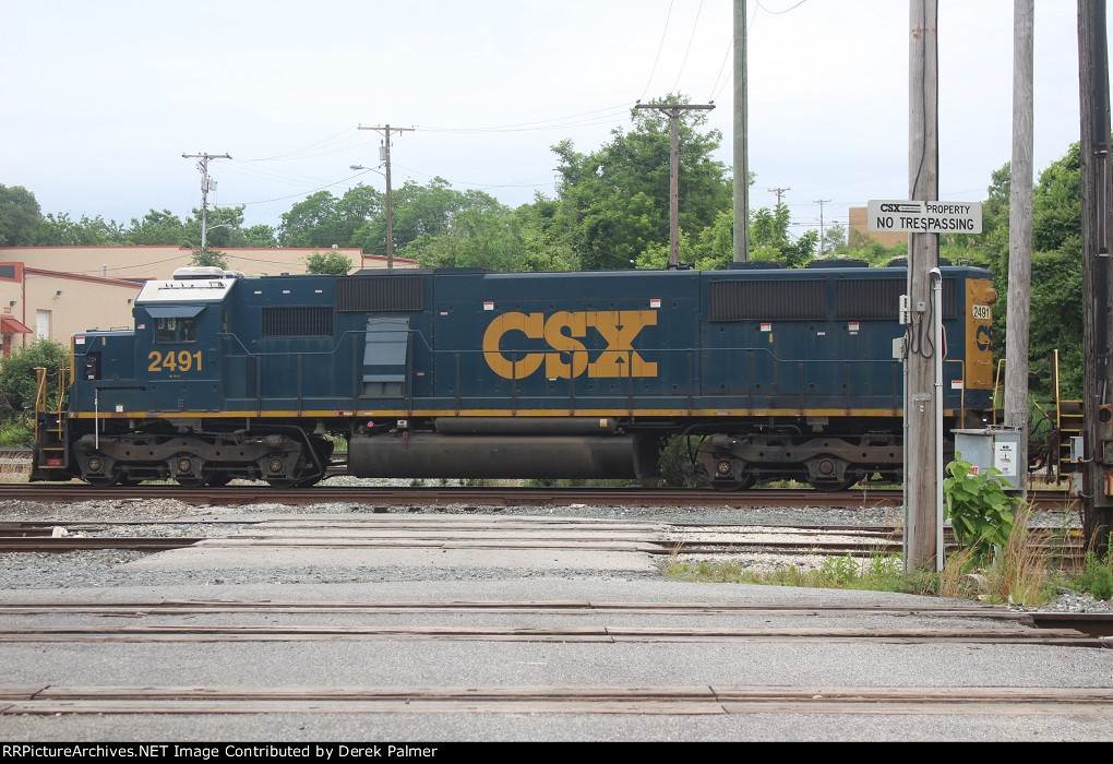 CSX 2491 at Mt Winans